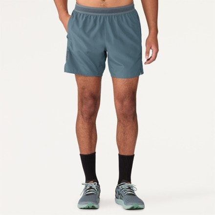 Brooks Dash 6" Shorts - Men's 1
