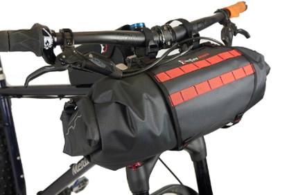 Revelate best sale handlebar bag