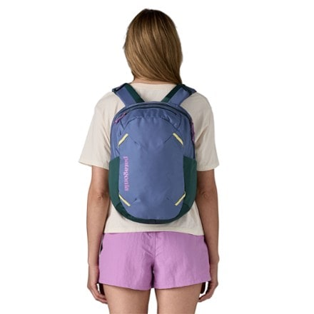 Patagonia Atom 24 L Pack 4