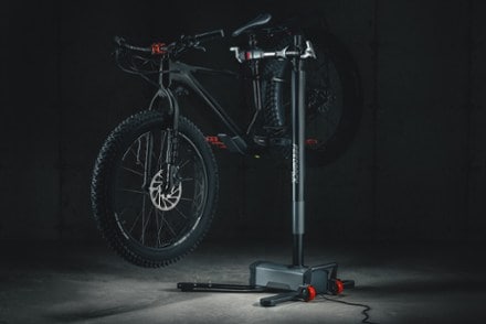 Feedback Sports Pro E-Lift Bike Repair Stand 4