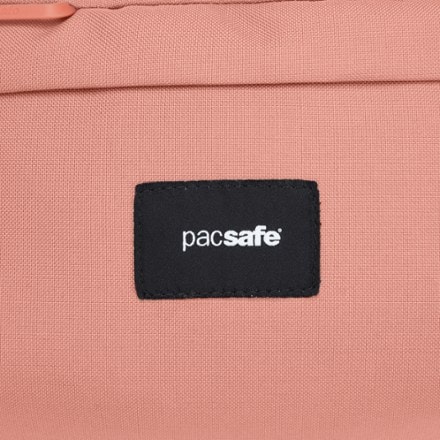 Pacsafe GO Sling Pack 10