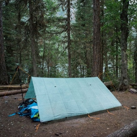 Hyperlite Mountain Gear Flat Tarp 1