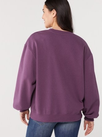 The North Face Evolution Oversized Crew Sweatshirt - Women's 2