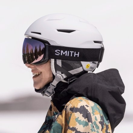 Smith I/O MAG S ChromaPop Snow Goggles with gogglesoc 10