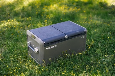 Dometic CFX5 75 Dual-Zone Powered Cooler 7