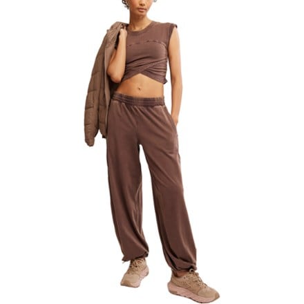 On Body Image of color Dark Espresso