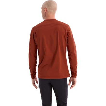 Arc'teryx Rho LT Crew Neck Base Layer Top - Men's 2