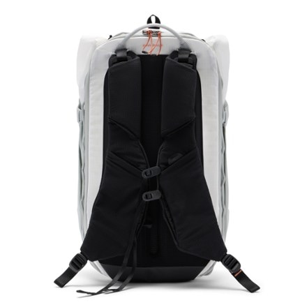 Peak Design Outdoor Pack 25 L 2