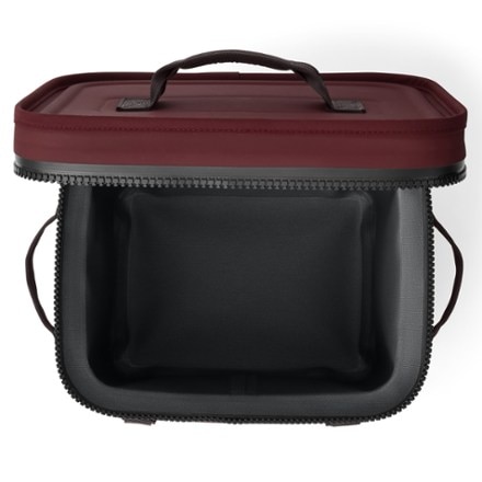 YETI Hopper Flip 12 Soft Cooler 4