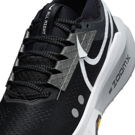 Nike Zegama 2 Trail-Running Shoes - Men's 7