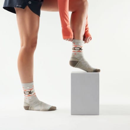 Smartwool Hike Light Cushion Otter Float Crew Socks - Women's 2