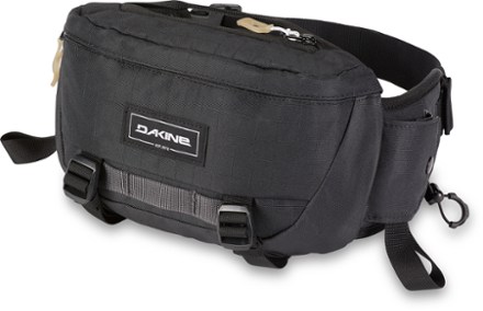 Dakine hot laps 2l deals hip pack