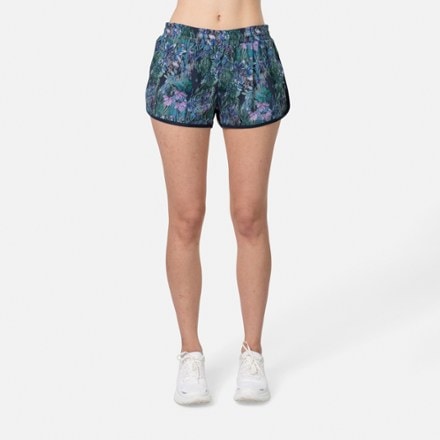 Kari Traa Vilde Shorts - Women's 1