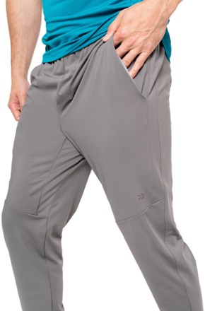 rei jogger pants