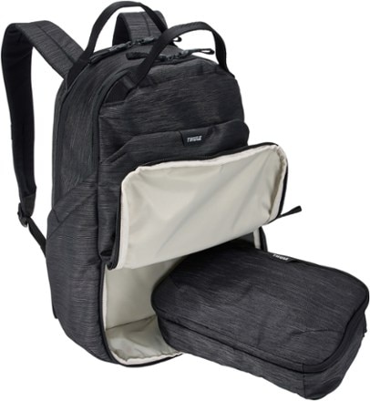 Thule Changing Backpack 7