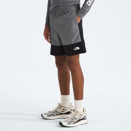 The North Face Class V Pathfinder Pull-On Shorts - Boys' 4