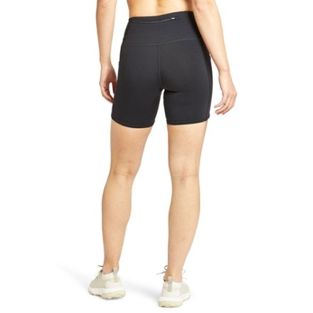 Oiselle Pocket Jogger 5.25" Shorts - Women's 2