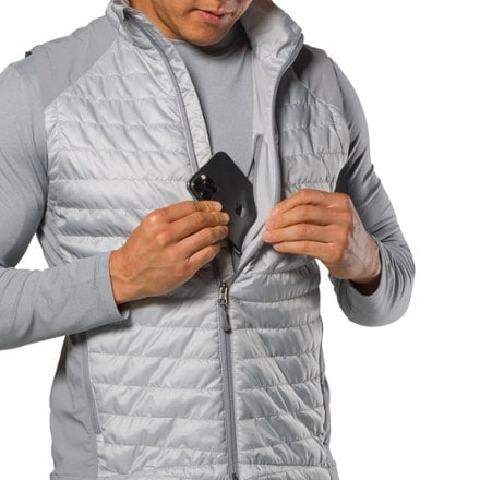 Nathan Navigator Hybrid Vest - Men's 6