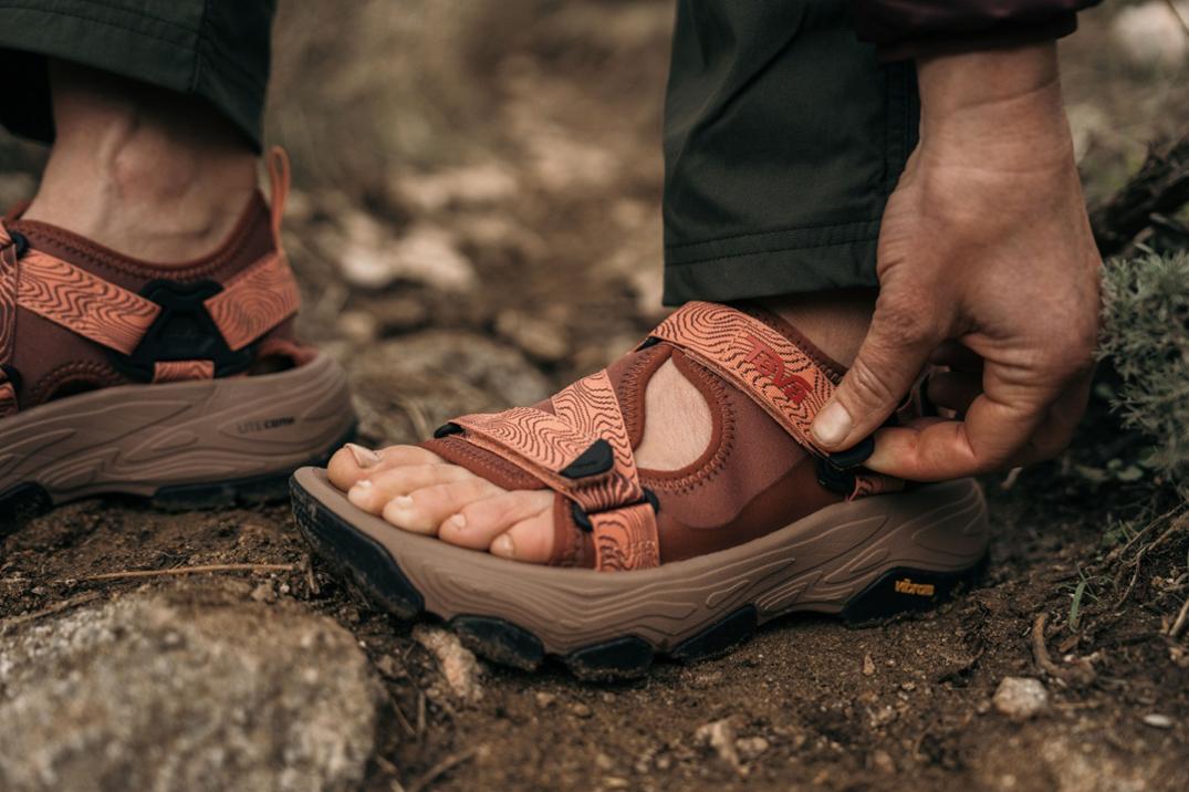 Location Image for Grandview Max Sandals - Women's