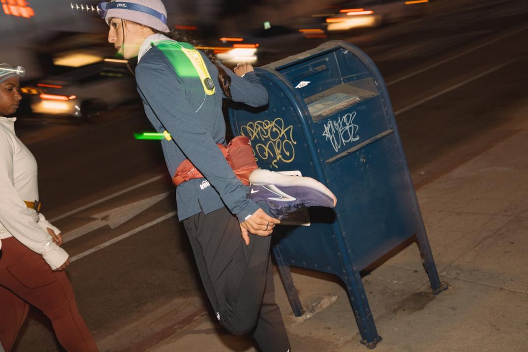 Location Image for Swiftland Hybrid Running Pants - Women's