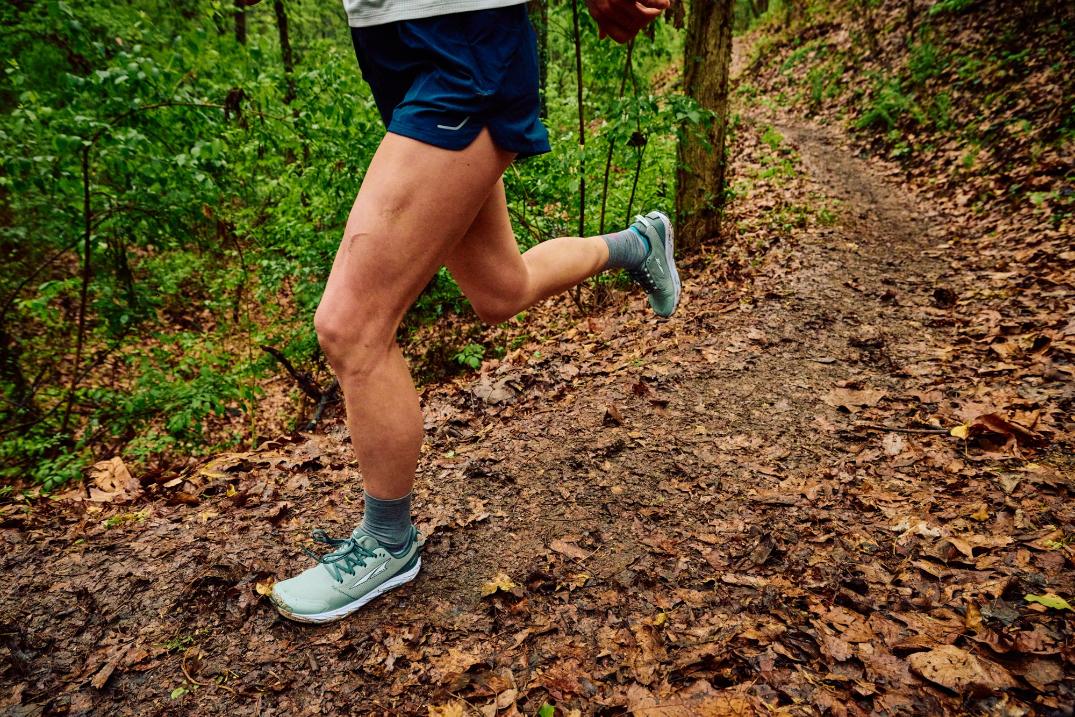 Location Image for Superior 6 Trail-Running Shoes - Women's