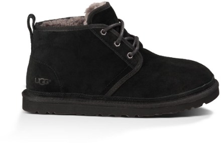 man uggs black