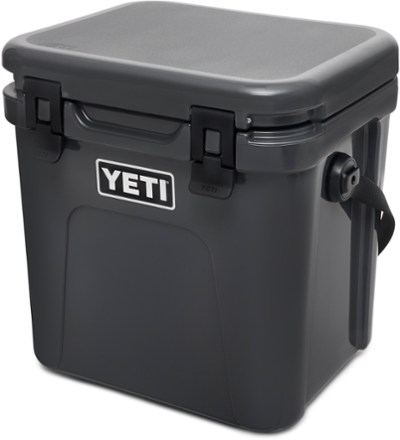 YETI Roadie 24 Cooler- Harvest Red NWT discontinued RARE. NICE!