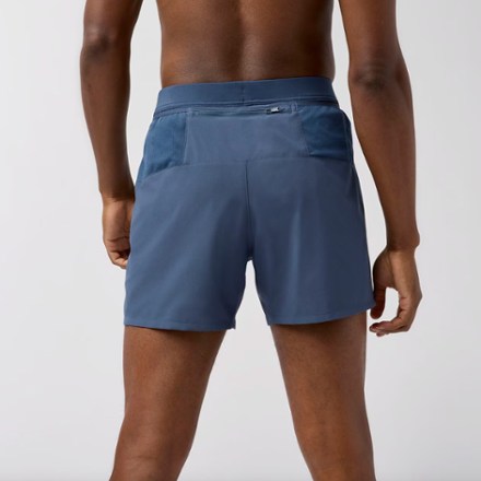 Brooks Journey 5" Shorts - Men's 2