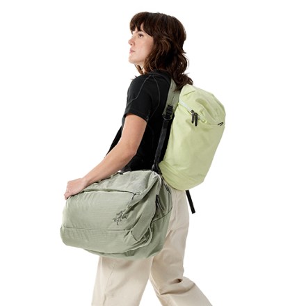 Arc'teryx Ion Gear Organizer 8