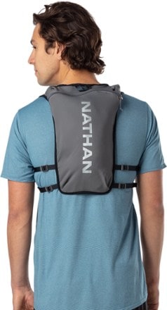 Nathan QuickStart 2.0 3 L Hydration Pack 2