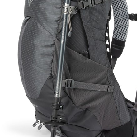 Osprey Sirrus 34 Pack - Women's Trekking pole attachments