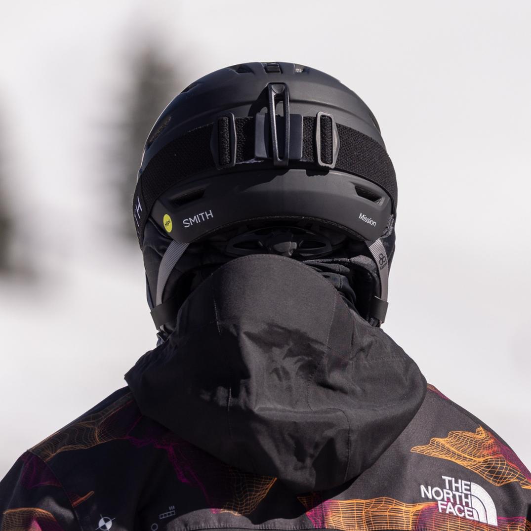 Location Image for I/O MAG ChromaPop Snow Goggles with Lens Protector