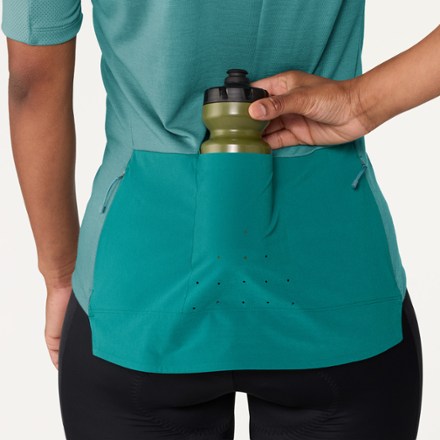 Endura GV500 Cycling Jersey - Women's 6