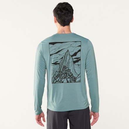 Patagonia Capilene Cool Daily Graphic Long-Sleeve Shirt - Men's 2