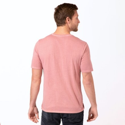 Threads 4 Thought Mineral Wash Pocket T-Shirt - Men's 1