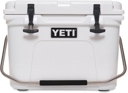 yeti roadie 20 vs hopper flip 18