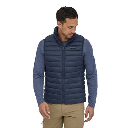 Patagonia vest men's discount sale