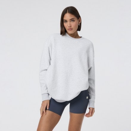 Vuori Restore Oversize Crewneck Sweatshirt - Women's 1