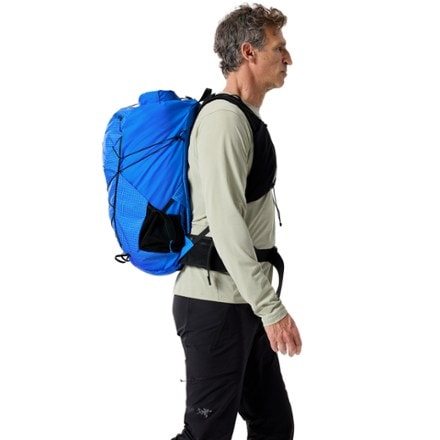 Arc'teryx Aerios 35 Pack 9