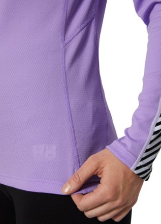 Helly Hansen LIFA ACTIVE Stripe Crew Base Layer Top - Women's 4