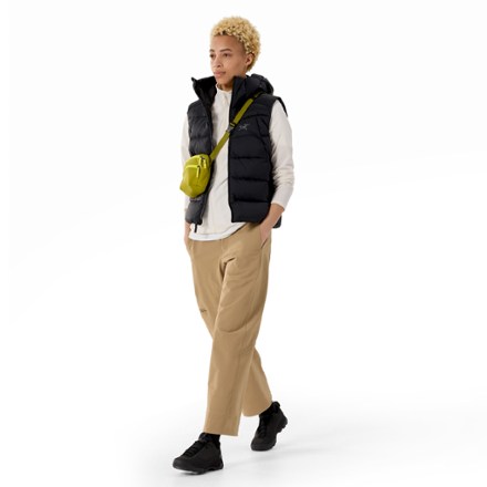 Arc'teryx Nia Pants - Women's 3