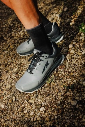 Altra Lone Peak 9 Waterproof Low Hiking Shoes - Men's 6