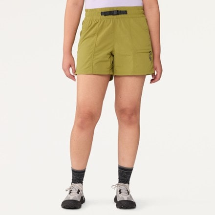 Mountain Hardwear Stryder Belted Shorts - Women's 1