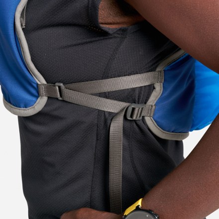 Ultimate Direction Highland Hydration Vest 5