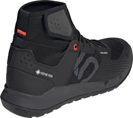 Waterproof biking clearance shoes