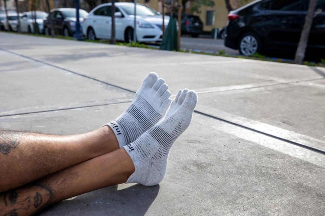 Location Image for Run Lightweight No-Show Socks