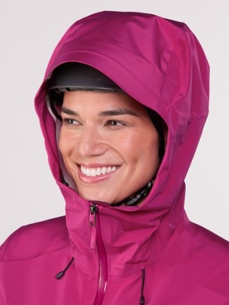 Arc'teryx Beta LT Jacket - Women's 4