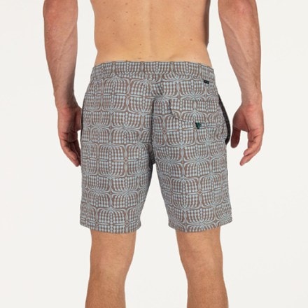 VISSLA Croozer 16.5" Volley Shorts - Men's 1
