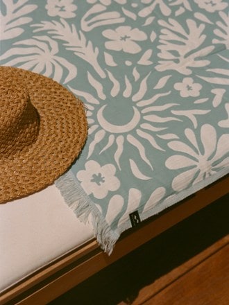 Slowtide Sunny Turkish Towel 4