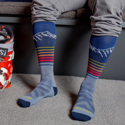 Darn Tough Steep Lines Lightweight Over-The-Calf Ski and Snowboard Socks - Men's 3